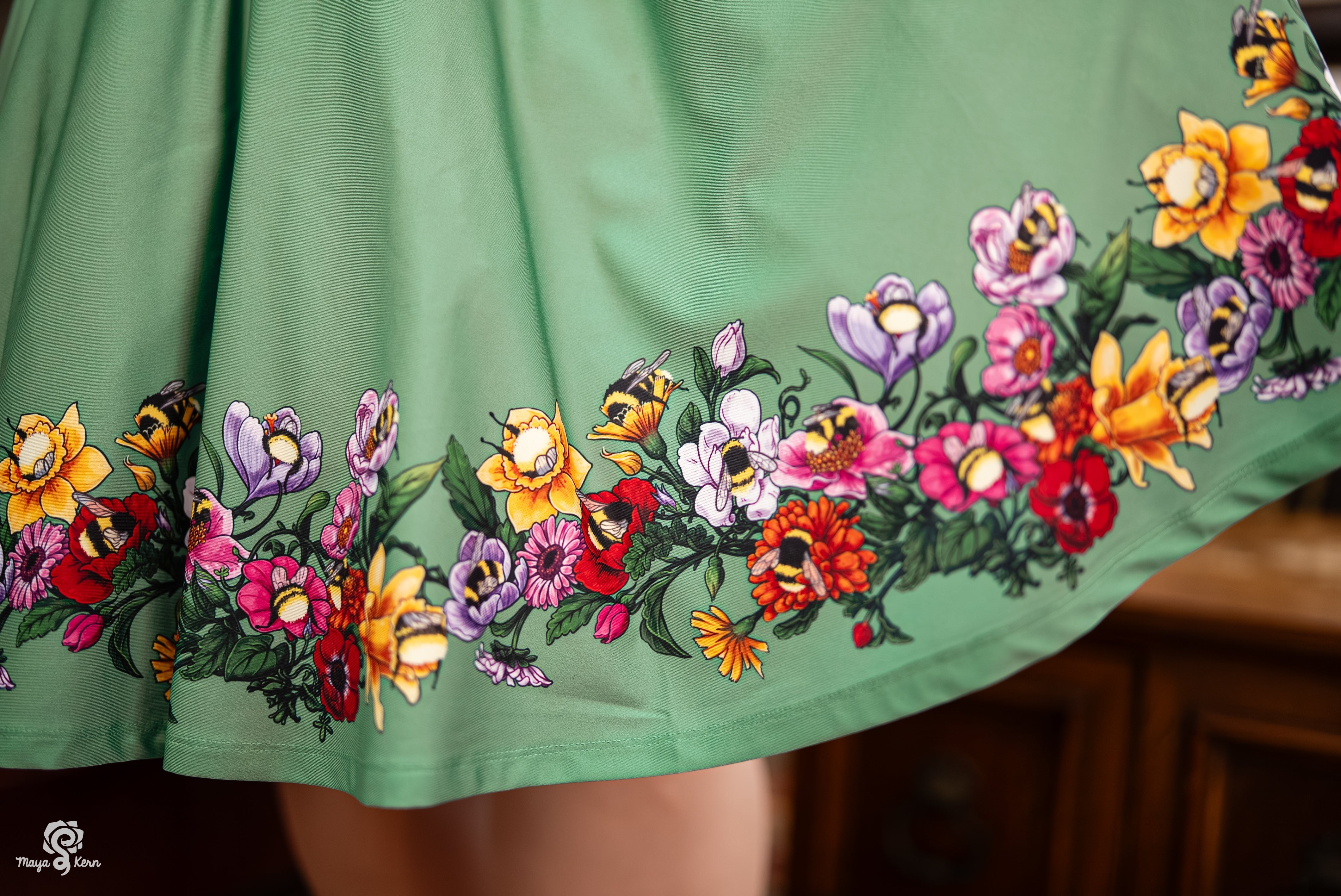 Sleepy Bees Midi Skirt